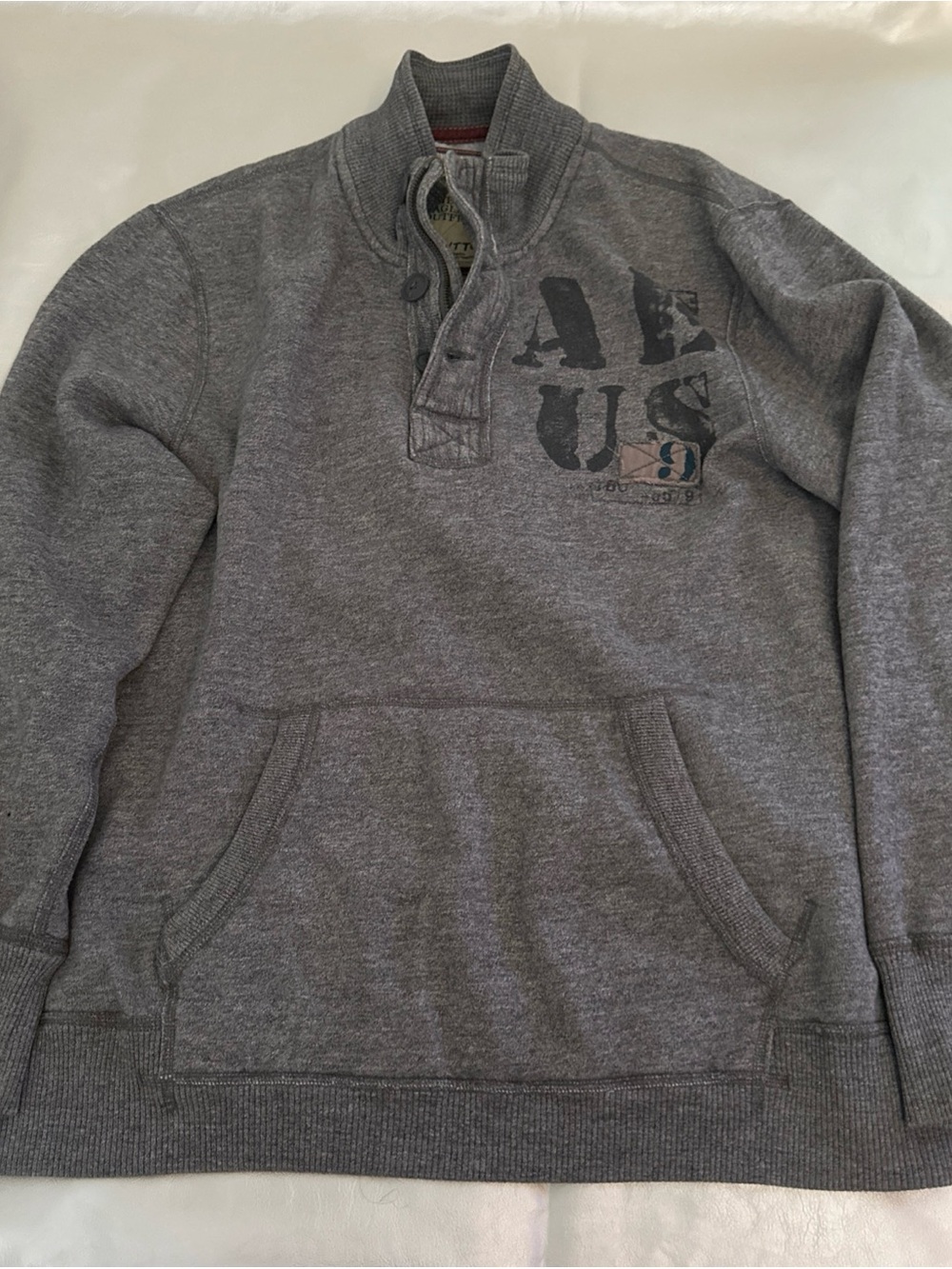 American Eagle Outfitters Gray Henley Pullover Sweatshirt